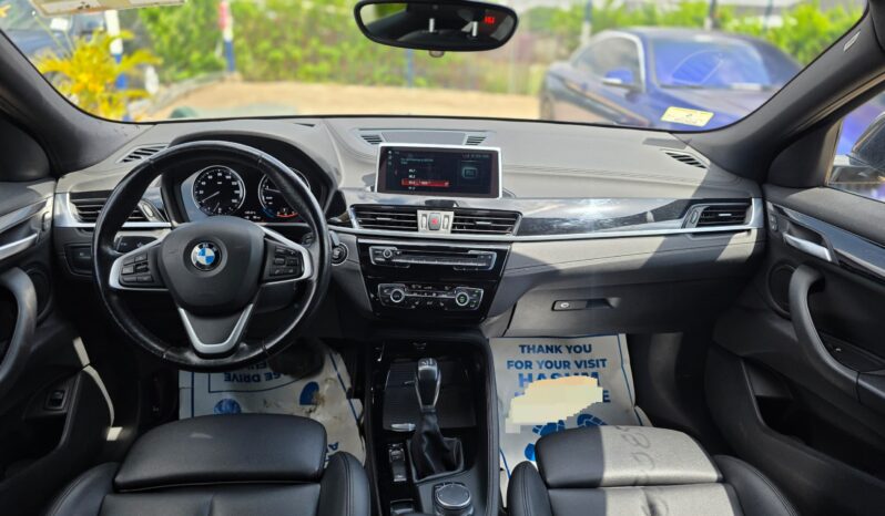 
								BMW X2 full									